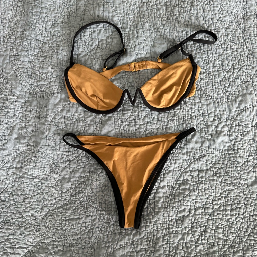 LSPACE Swimsuit Set